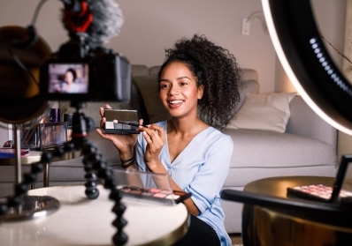 5 Mistakes New Content Creators Make When Choosing a Filming Location blog image